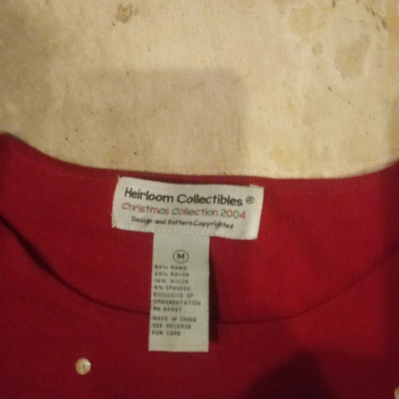 Heirloom Collectables 2004 sweater - Picture 3 of 5